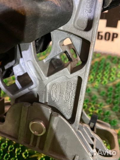 Рычаг стояночного тормоза Ford Focus 3