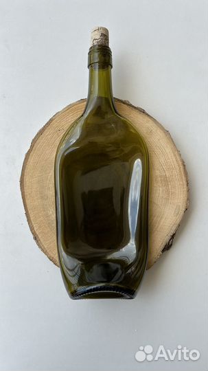 Тарелка бутылка винная
