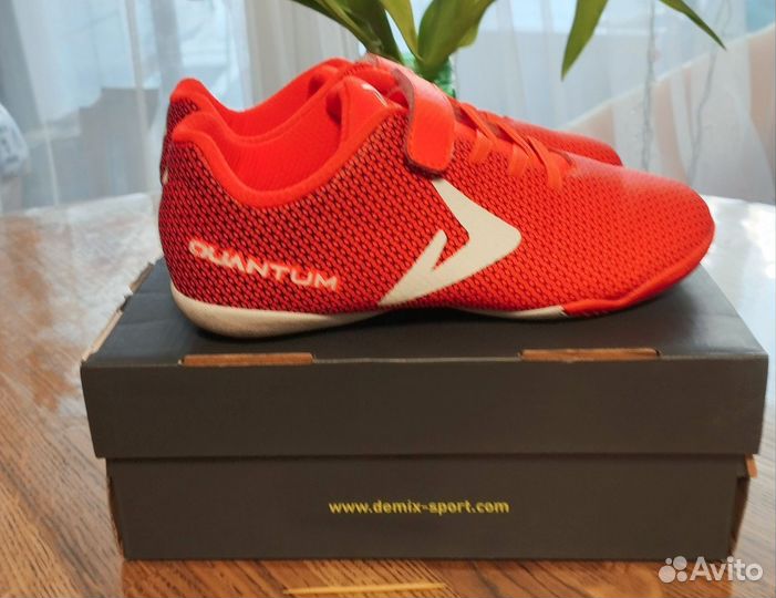 Бутсы футбольные для зала