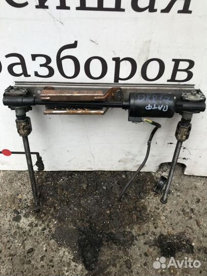 Механизм регулировки сиденья Nissan Pathfinder