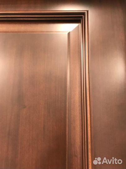 Дверь межкомнатная классическая шпон 210*80 см