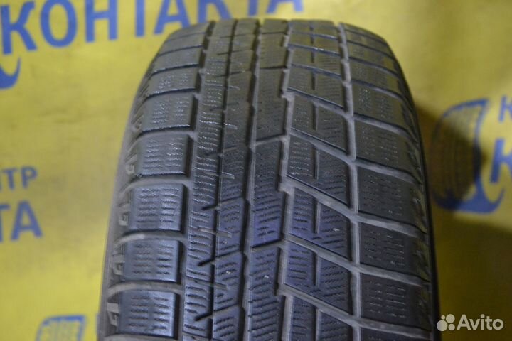 Yokohama Ice Guard IG60 215/60 R16