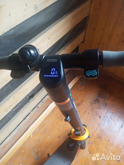 Электросамокат ninebot kickscooter es2