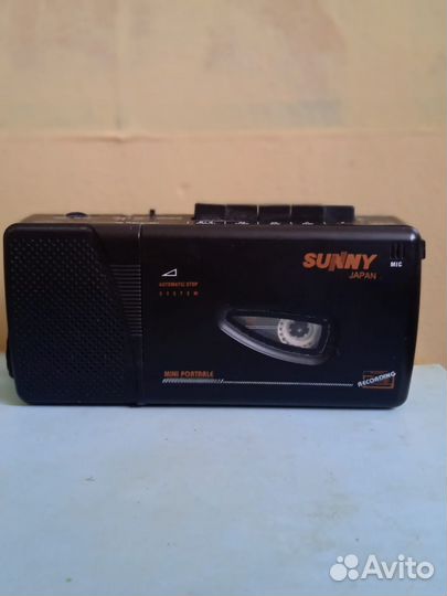 Портативный кассетный плеер
