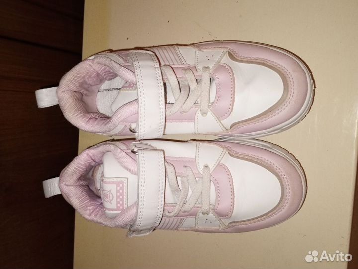 Кроссовки натуральная кожа р34