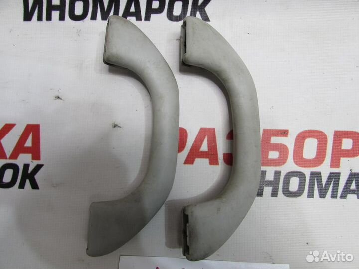 Ручка внутренняя потолочная для Volkswagen Touran