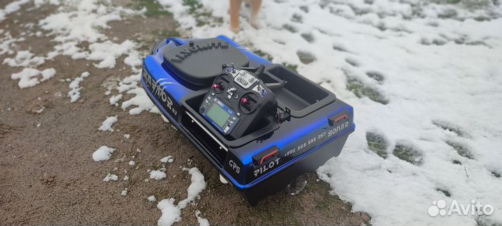 Кораблик для рыбалки с GPS