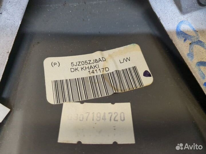 Руль Jeep Commander, 2006