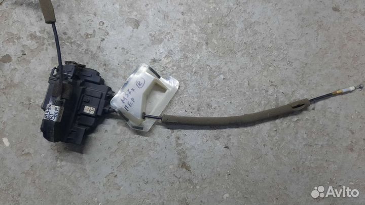 Передний правый замок Инфинити m37x Y51