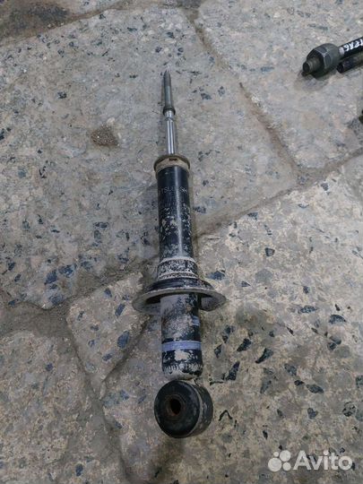 Стойка задняя Mitsubishi Lancer 9