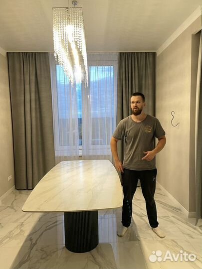 Стол c дизайнерской ножкой Вельвет керамогранит