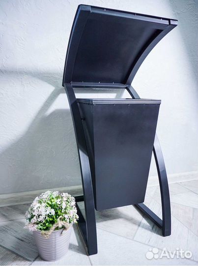 Урна кованая для мусора уличная 