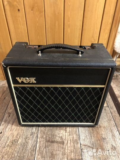 Комбоусилитель vox