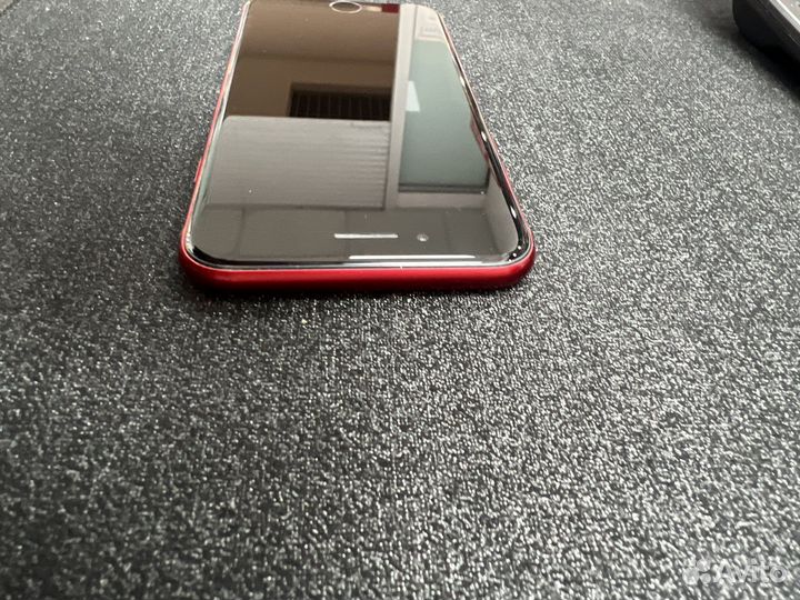 Телефон iPhone 8 64 gb