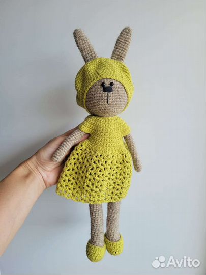 Зайка в одежде