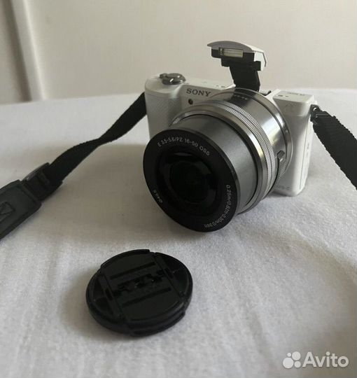 Компактный фотоаппарат Sony A5000