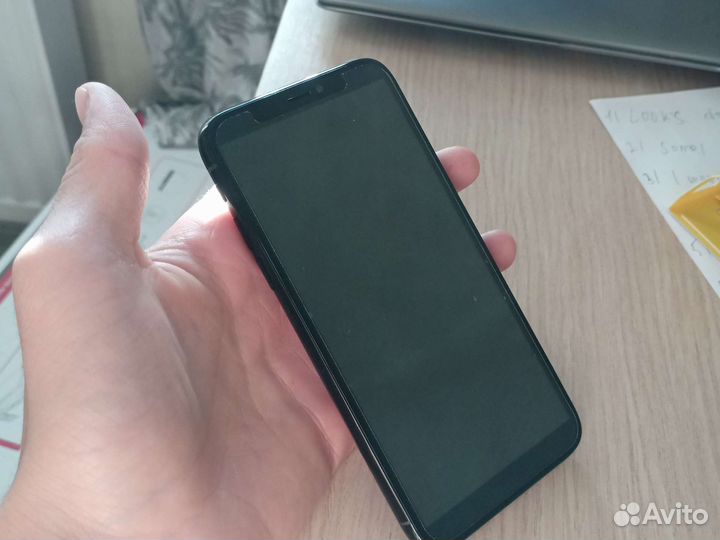 Телефон iPhone 10