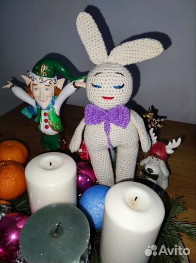 Вязаные игрушки зайка