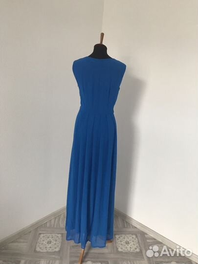 Платье вечернее