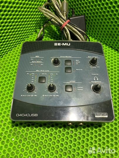Внешняя звуковая карта E-MU 0404 USB
