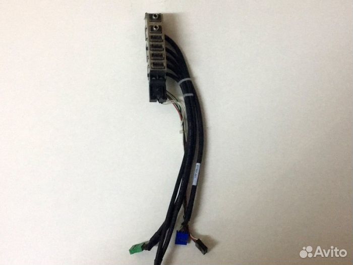 Передняя панель ввода-вывода HP 8200 Elite SFF 61