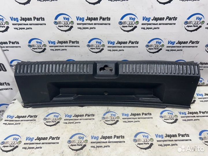 Накладка двери багажника Volkswagen Polo RUS cfna