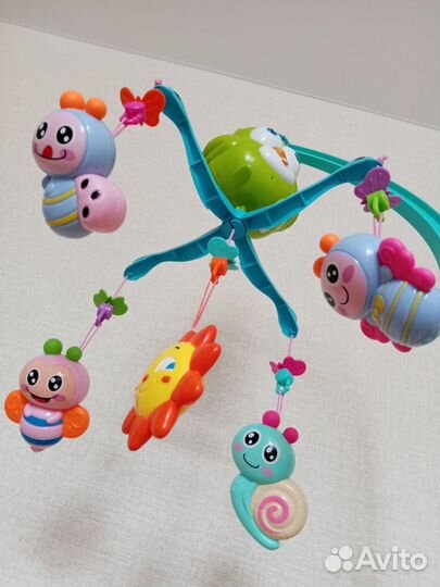Мобиль в детскую кроватку