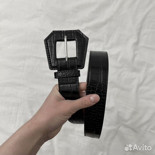 Черный ремень Zarina