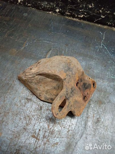 Кронштейн подушки Заз Chance Chevrolet Lanos