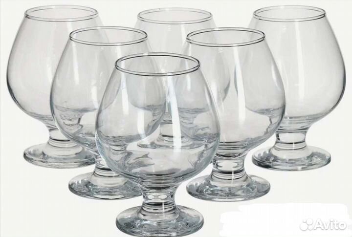 Бокалы и графины