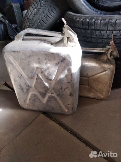 Алюминиевая канистра 20л