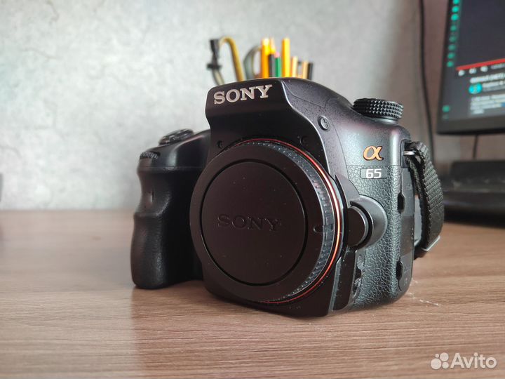 Фотоаппарат зеркальный Sony Alpha STL-65 body