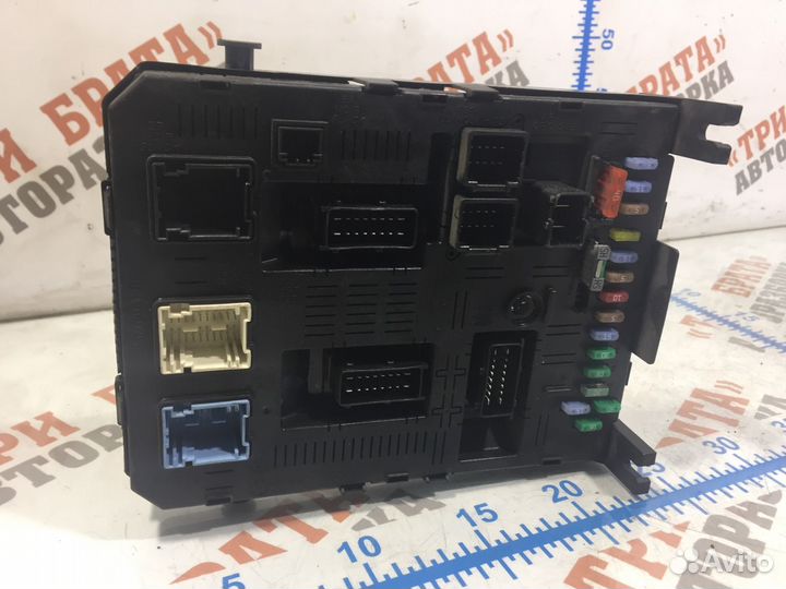 Пежо 307 Блок предохранителей