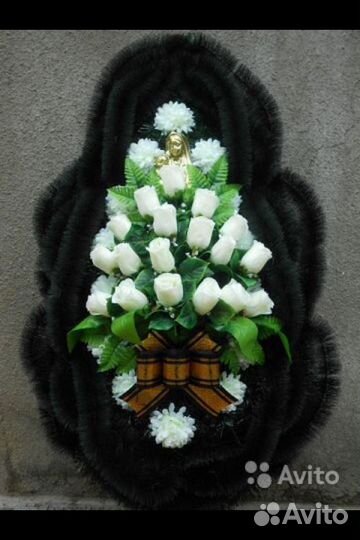 Продаю венки и корзины