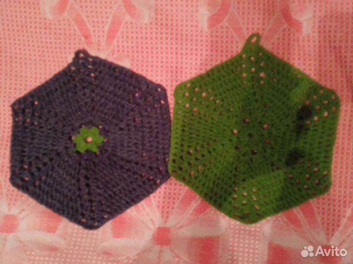 Береты и прихватки ручной работы