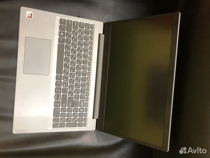 Ноутбук lenovo