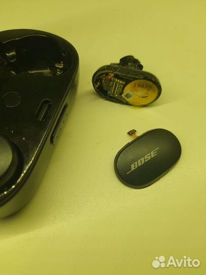 Беспроводные наушники bose earbuds