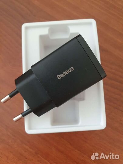 Зарядное устройство Baseus usb 2 А