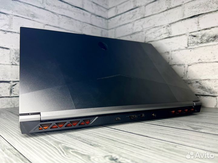 Новый игровой ноутбук на гарантии Core i7/RTX 4060