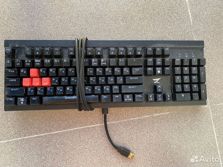 Игровая механическая клавиатура