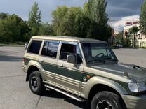 Hyundai Galloper 2.5 MT, 2002, 223 100 км, с пробегом, цена 650 000 руб.