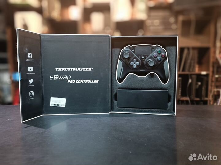 Геймпад Thrustmaster eSwap Pro Controller Б/У