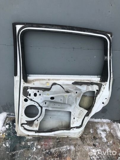 Дверь задняя правая Ford S-MAX