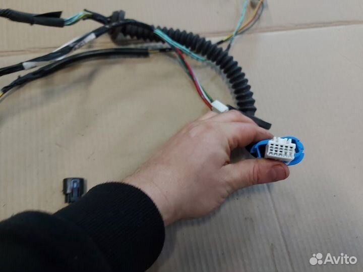 Suzuki sx4 проводка двери задней левой