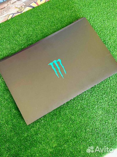 Игровой ноутбук i7/8/256/1050 Ti 4GB (кредит)