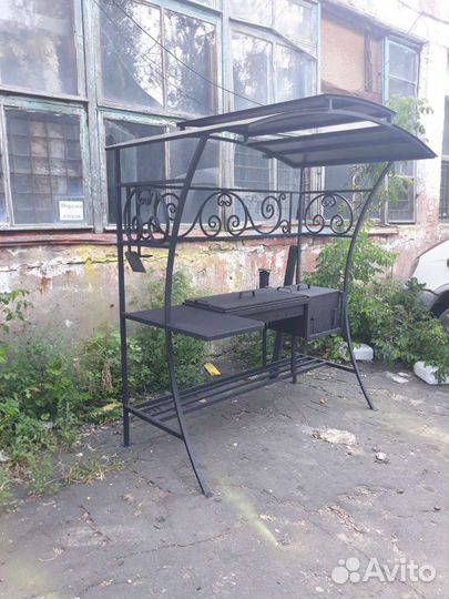 Мангал с крышей и печью под казан