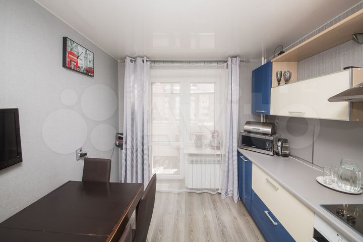 2-к. квартира, 67,4 м², 3/10 эт.