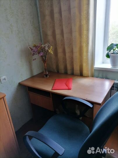 Письменный стол