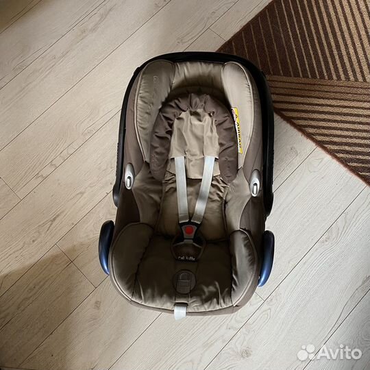 Автолюлька maxi cosi cabriofix