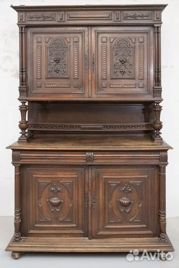 Старинный буфет